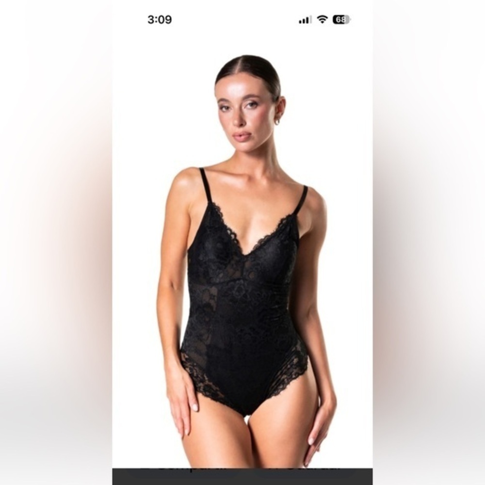 Chic Black Lace Chemise